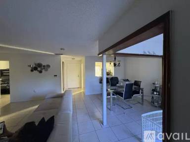 Main picture of 1481 SW 124th Ct