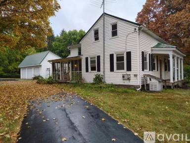 Main picture of 1008 Hatlee Rd