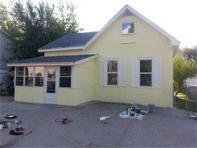 Main picture of 1918 15th St S