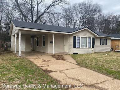 Main picture of 1807 Leslie St