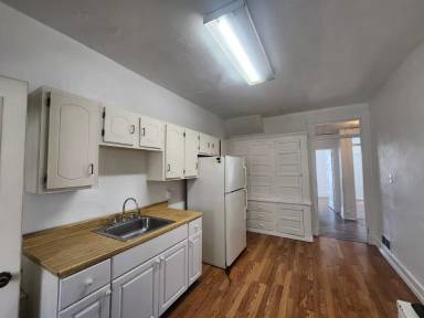 Main picture of 524 Middle Ave