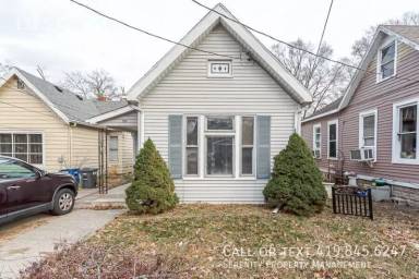 Main picture of 131 S Detroit Ave