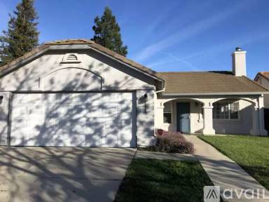 Main picture of 3316 Campus Dr