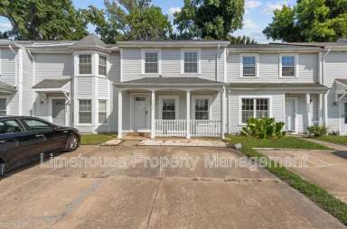 Main picture of 5624 Baccalaureate Dr