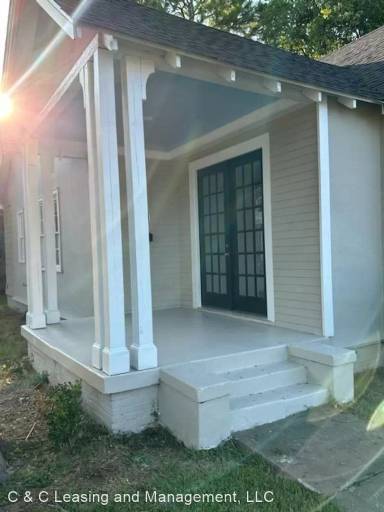 Main picture of 2901 1st Ave