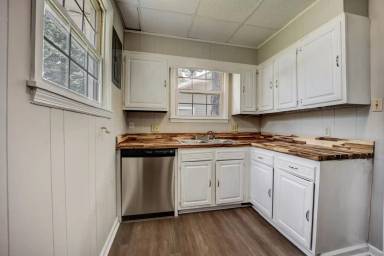 Main picture of 2308 Dodson Ave