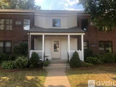 Main picture of 16 Wellington Dr