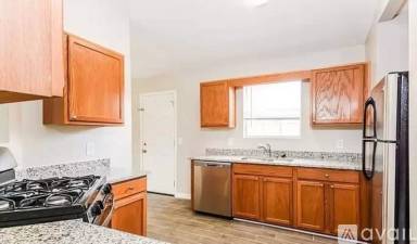 Main picture of 38 Frances Way SW