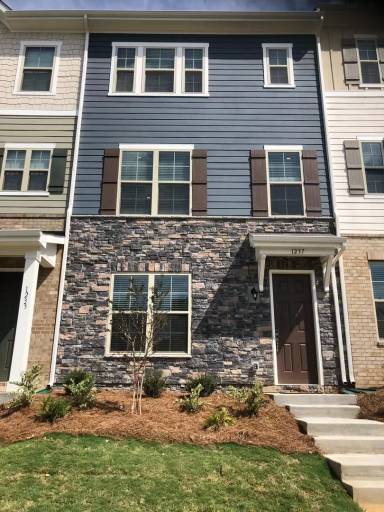 Main picture of 1223 Whitby Moore St