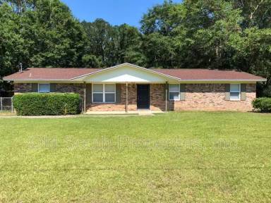 Main picture of 9460 Darlene Cir