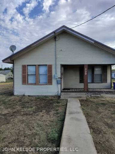 Main picture of 309 E Lloyd St