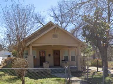 Main picture of 3702 York St