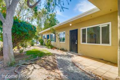 Main picture of 1542 1/2 Pacific Beach Dr