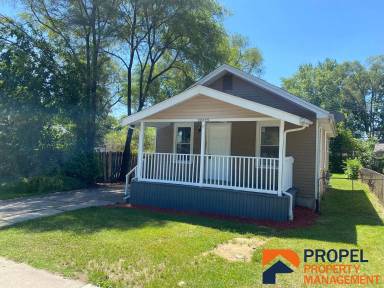 Main picture of 28035 Long St