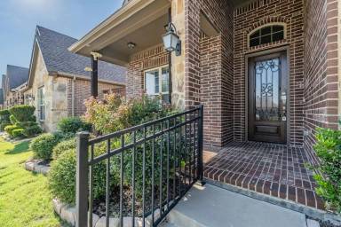 Main picture of 568 Enfield Dr