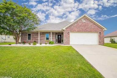 Main picture of 14013 Chesterfield Cir