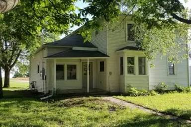 Main picture of 300 3rd St