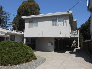 Main picture of 264 Chumalia St
