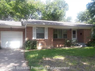Main picture of 1207 S Davis Dr