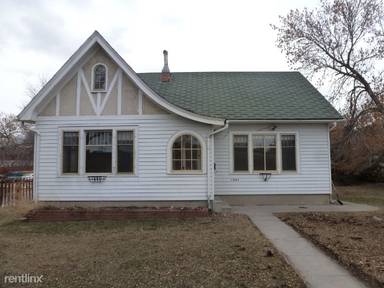 Main picture of 1081 Helena Ave