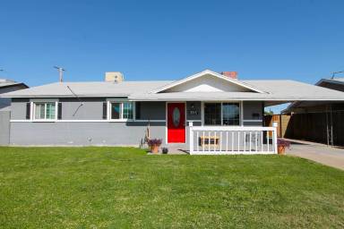 Main picture of 3007 S Harl Ave