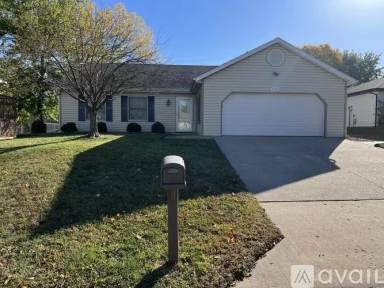 Main picture of 3700 Santiago Dr