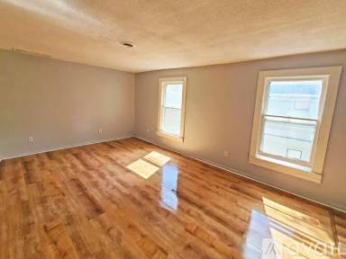 Main picture of 367 West Ave