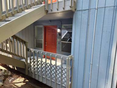 Main picture of 500 N National Ave