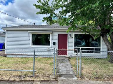 Main picture of 4539 SE 100th Ave