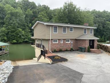 Main picture of 1200 Loran Pointe Cir