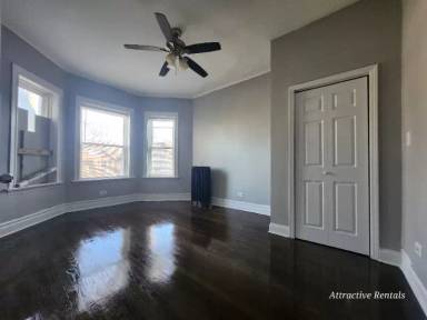 Main picture of 6928 S Wabash Ave