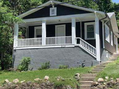 Main picture of 809 S Brookside Ave