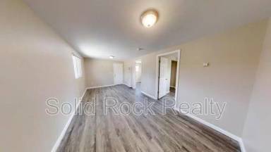 Main picture of 2409 East Saint Vrain St