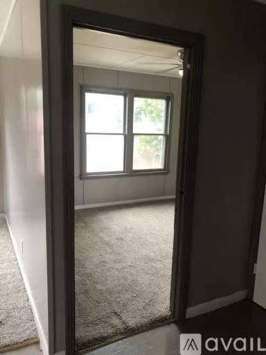 Main picture of 817 N River St