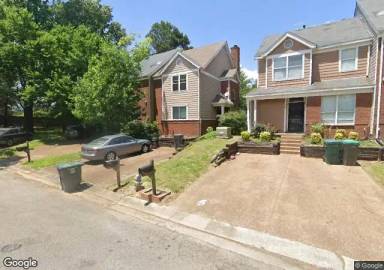 Main picture of 745 Walnut Woods Cv N