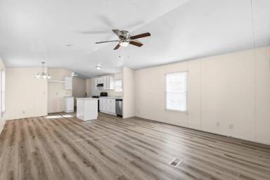 Main picture of 825 Dawn Light Dr