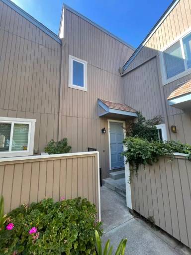 Main picture of 3901 Clayton Rd