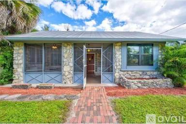 Main picture of 5931 Tropical Dr
