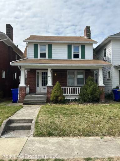 Main picture of 820 Virginia Ave
