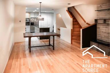 Main picture of 1810 N Fremont St