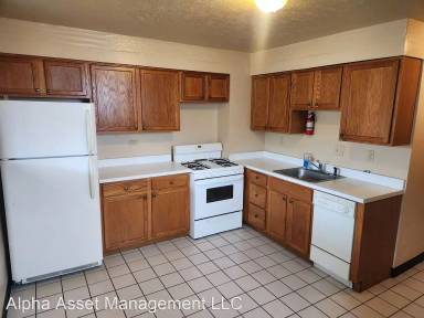Main picture of 446 Waddell Ave