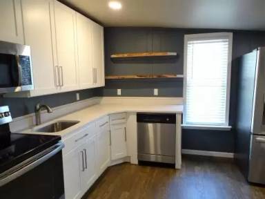 Main picture of 85 N Main St