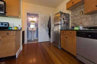 Main picture of 10 Mapleton St