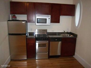 Main picture of 212 Hemenway St