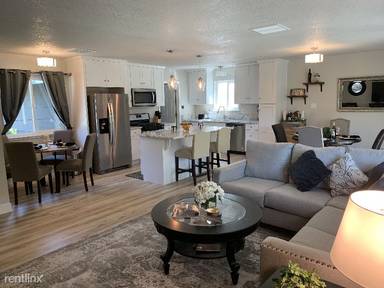 Main picture of 9066 Salmon Falls Dr