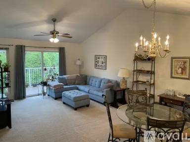 Main picture of 2495 Fountain Pl