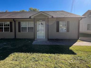 Main picture of 772 N McLemore Ave