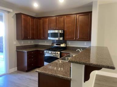 Main picture of 9456 Blue Mountain Way