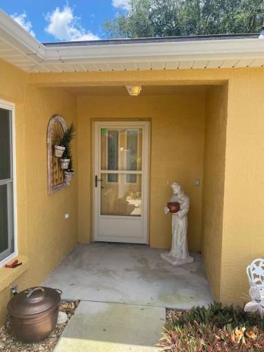 Main picture of 3301 Archer Ave
