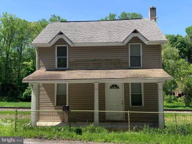 Main picture of 8002 Blooming Grove Rd